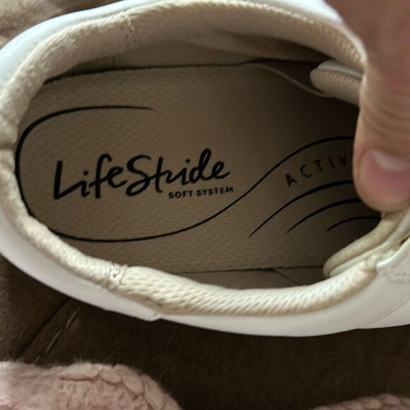 LifeStride Women's Happy Hour Machine Washable Lace Up Slip-in Sneakers. White. - Picture 8 of 14